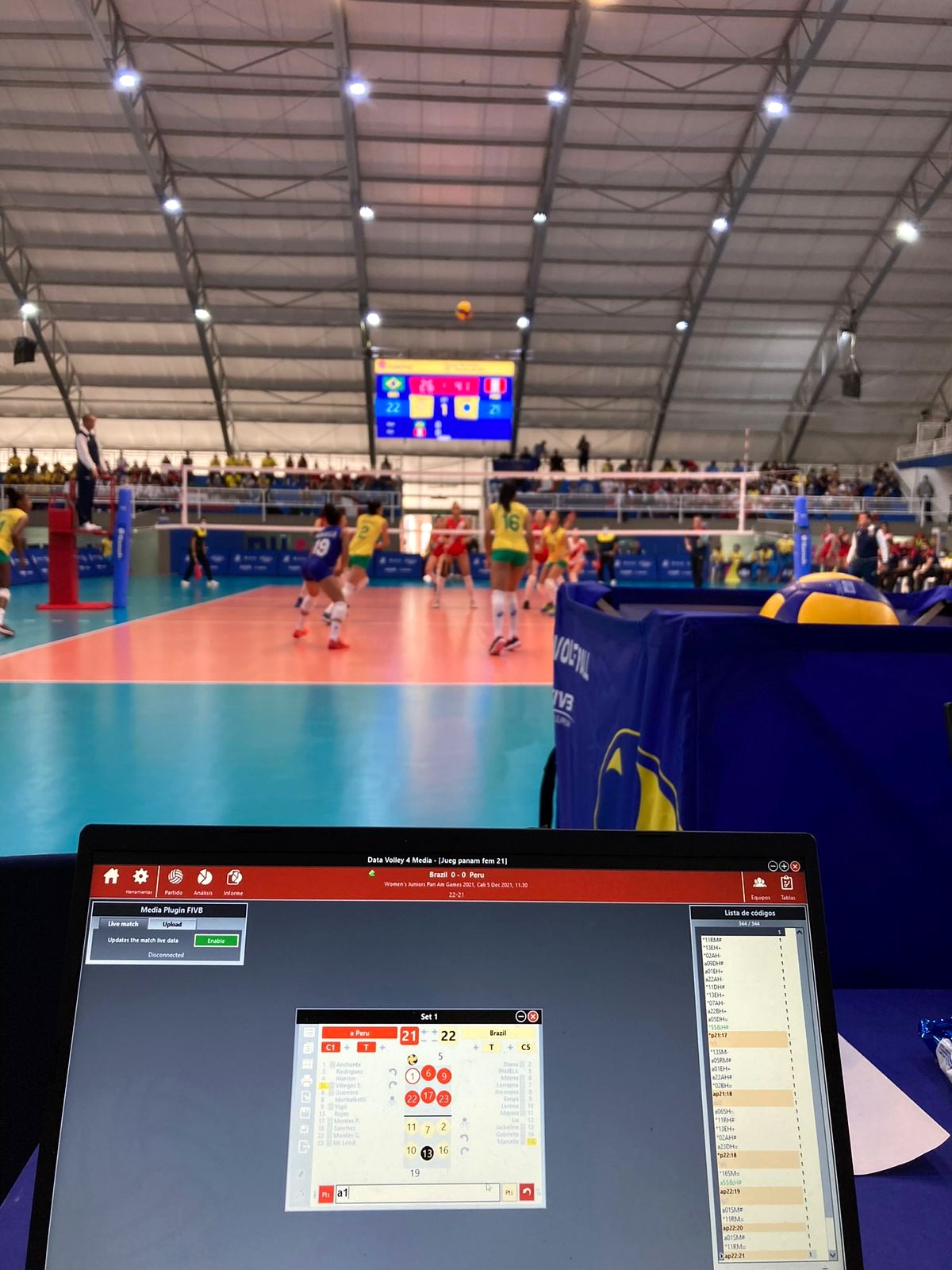 Professional-grade scouting software running courtside during a live match at the Pan American Games